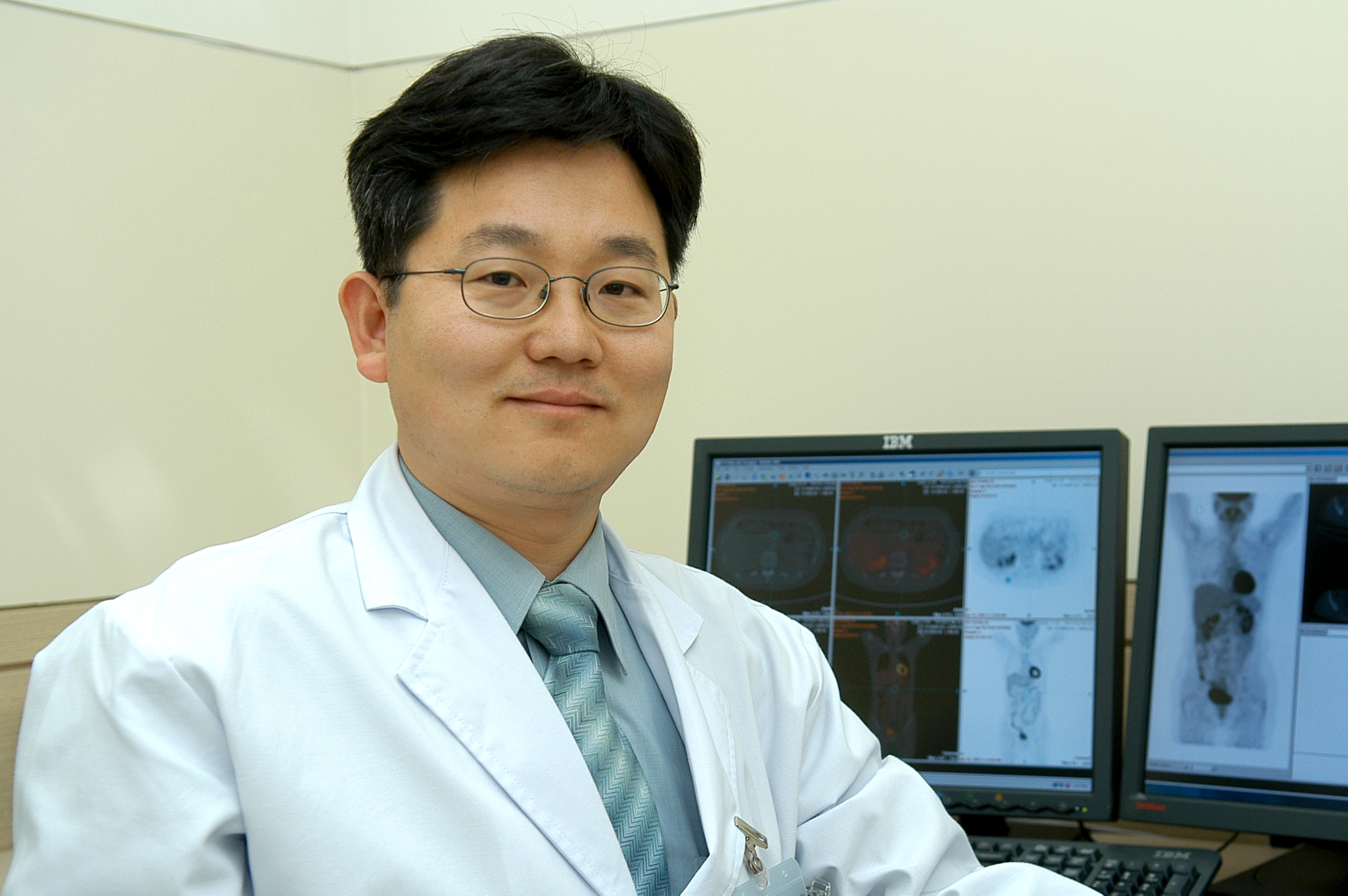 [PLoS One] Preoperative Prediction of Cervical Lymph Node Metastasis Using Primary Tumor SUVmax on 18F-FDG PET/CT in Patients with Papillary Thyroid Carcinoma