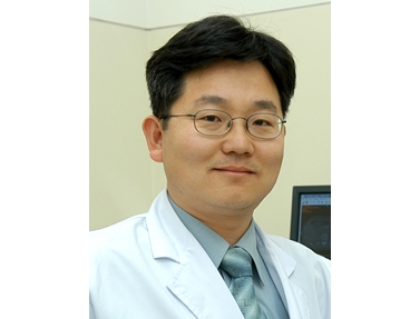[Sci Rep.] In Vivo therapeutic potential of mesenchymal stem cell-derived extracellular vesicles with optical imaging reporter in tumor mice model.